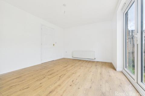 3 bedroom end of terrace house for sale, Winford Grove, Durham TS28