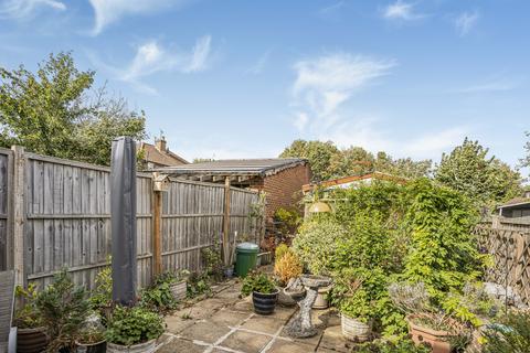 2 bedroom terraced house for sale, Mentmore Road, St Albans, AL1