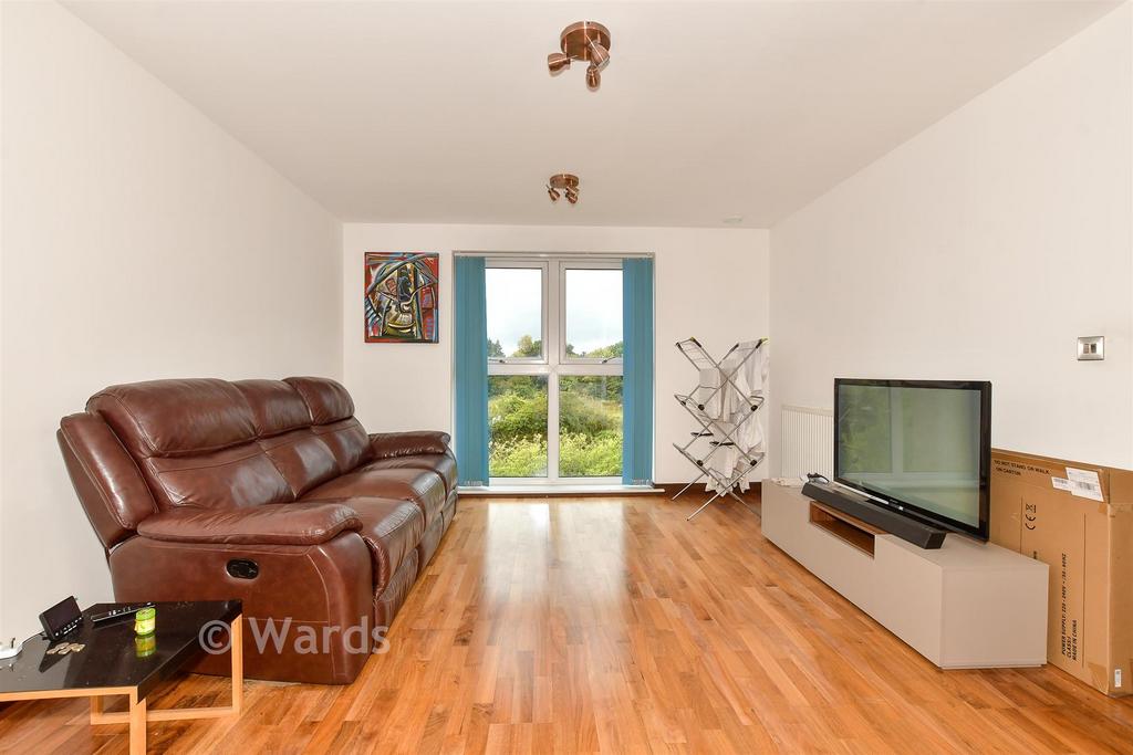 Kitchen/ Living Room