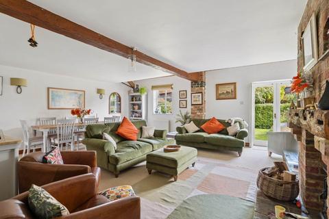 3 bedroom barn conversion for sale, Wilstone