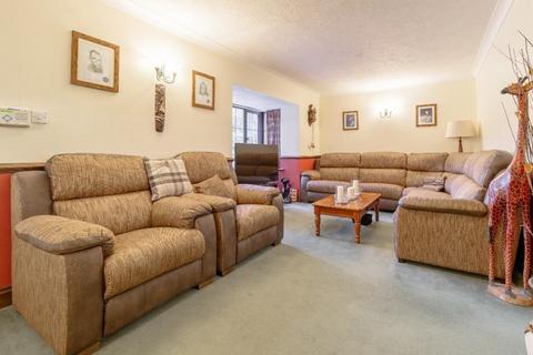 4 bedroom bungalow for sale, Rosedene Canterbury Road, Ashford TN25 4DW
