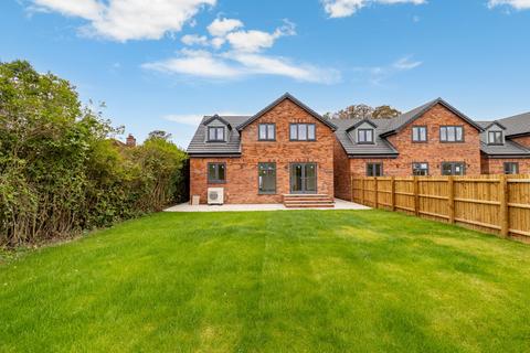 5 bedroom detached house for sale, Laurel Croft, Clenchwarton