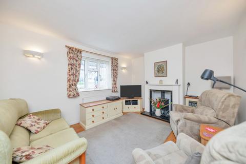 3 bedroom semi-detached house for sale, Dixies Close, Baldock SG7