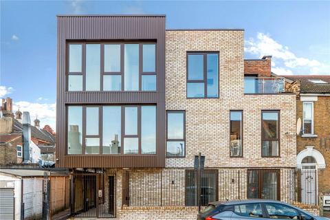 undefined, Michigan Avenue, London, E12