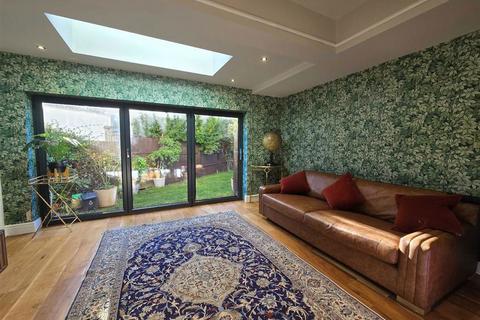 undefined, Clarence Avenue, London SW4