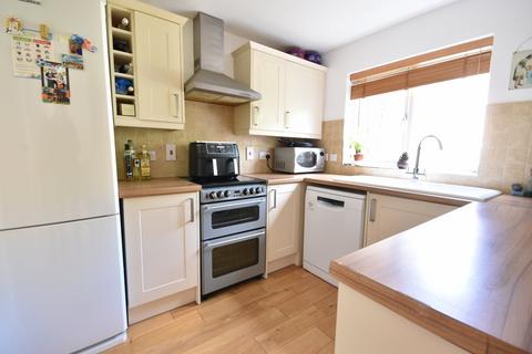 11 Aveling Close, Maidenbower, Crawley, RH10 7UR