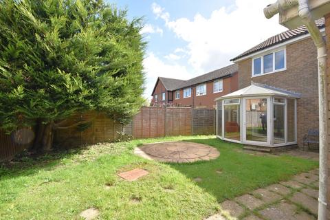 11 Aveling Close, Maidenbower, Crawley, RH10 7UR