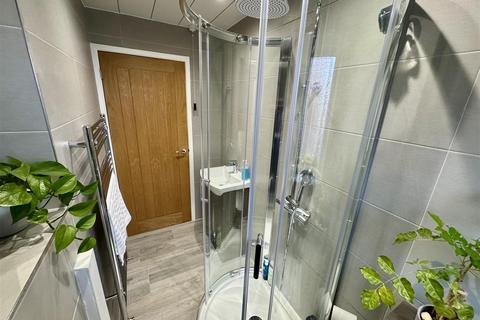 29 Bentham Way, Mapplewell, Barnsley, S75 5QA