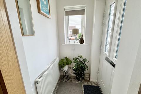 29 Bentham Way, Mapplewell, Barnsley, S75 5QA
