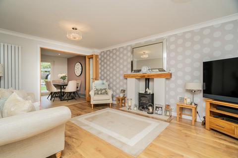4 bedroom detached house for sale, Trent Way, Leighton Buzzard, LU7