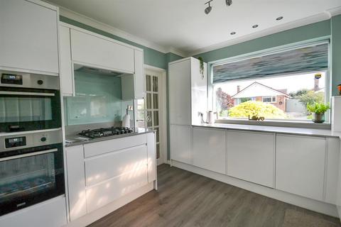 3 bedroom detached house for sale, Whitworth Drive, Radcliffe-On-Trent, Nottingham