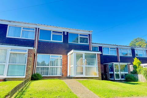 3 Wildman Close, Gillingham, ME8 9SL