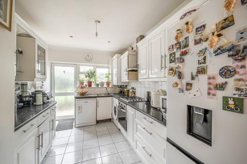 undefined, Mead Close, Harrow, HA3