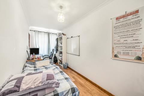 undefined, Mead Close, Harrow, HA3