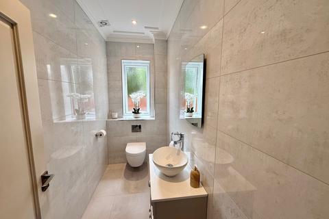 undefined, Hawthorn Lane, Warfield, Bracknell, RG42