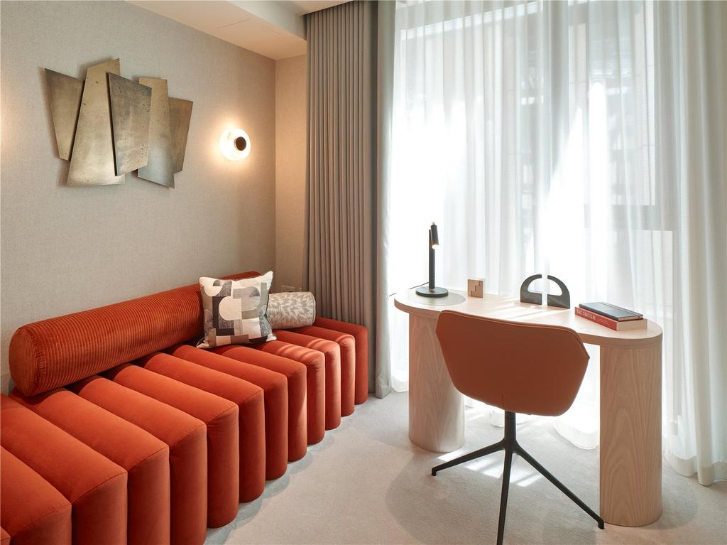 Bedroom/Study