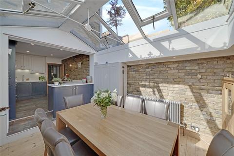 undefined, Ferry Road, Twickenham, TW1