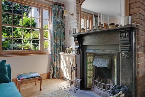 undefined, Ferry Road, Twickenham, TW1