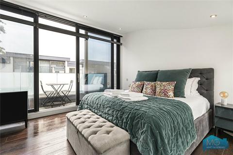 4 bedroom terraced house for sale, Wiblin Mews, Kentish Town, London, NW5