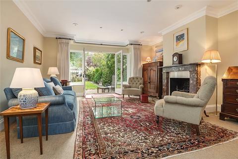 undefined, Waldegrave Park, Twickenham