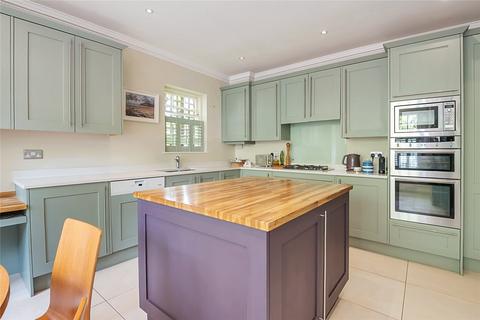 undefined, Waldegrave Park, Twickenham