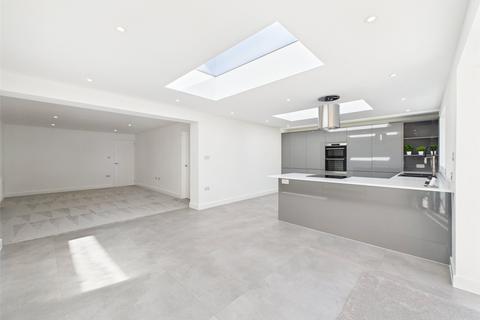 undefined, Wells Close, Cheltenham, Gloucestershire, GL51