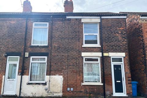 2 bedroom end of terrace house for sale, Lorraine Street, Hull HU8