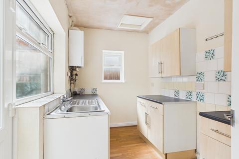 2 bedroom end of terrace house for sale, Lorraine Street, Hull HU8