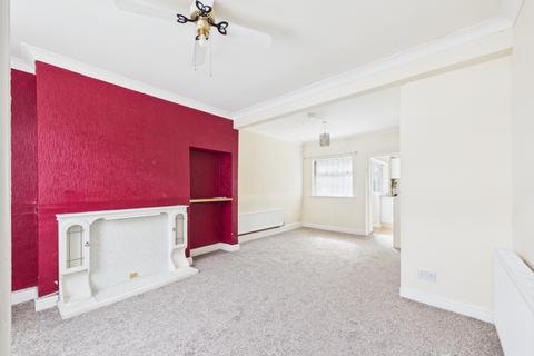 2 bedroom end of terrace house for sale, Lorraine Street, Hull HU8