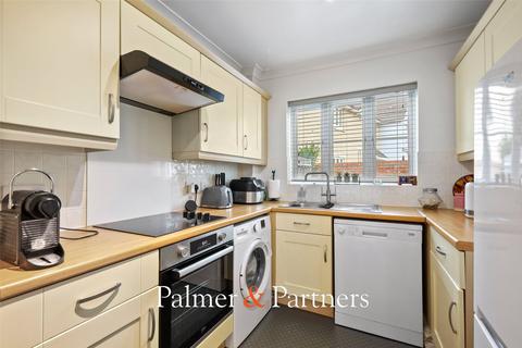 4 bedroom end of terrace house for sale, Gratian Close, Highwoods, Colchester, Essex, CO4