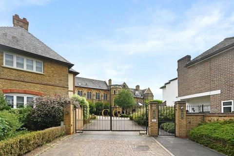 undefined, Havanna Drive, London NW11