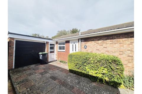 2 bedroom detached bungalow for sale, Bradstow Way, Broadstairs CT10