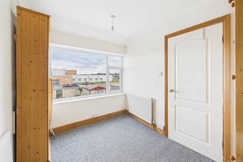 2 bedroom terraced house for sale, Swaledale Avenue, Hull, HU9 3UE