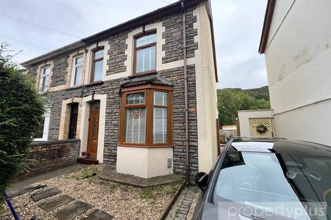 4 bedroom end of terrace house for sale, Aberrhondda Road, Porth, Rhondda Cynon Taff, CF39