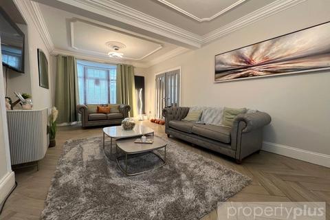4 bedroom end of terrace house for sale, Aberrhondda Road, Porth, Rhondda Cynon Taff, CF39