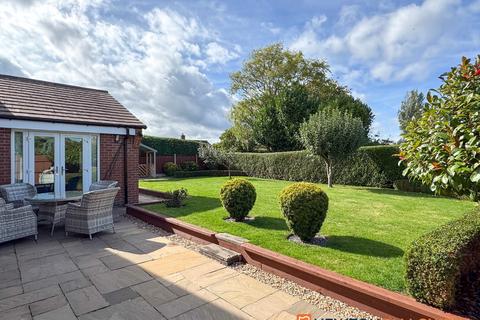undefined, Long Lane, 8 NG24