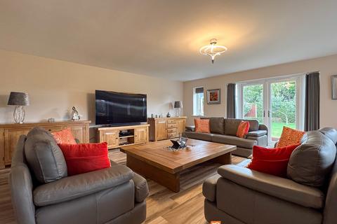 undefined, Long Lane, 8 NG24