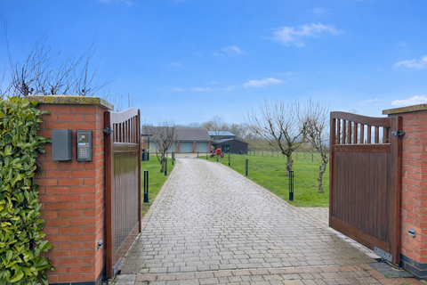 undefined, Home Farm Courtyard, Derby DE74