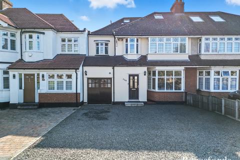 320 Main Road, Romford, RM2 6PA