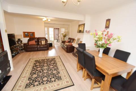 undefined, Kenilworth Avenue, Harrow, HA2 8RZ