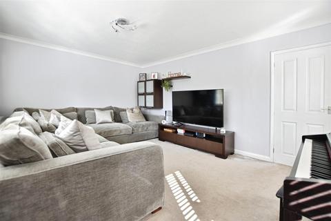 undefined, Annandale Road, Kirk Ella, Hull