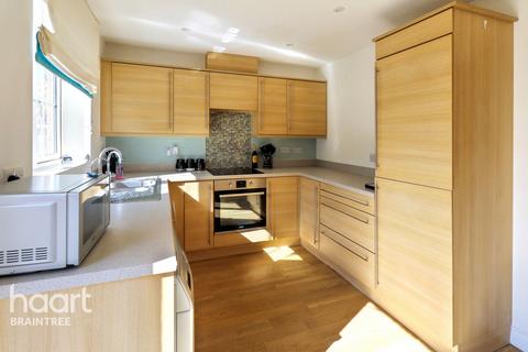 3 bedroom semi-detached house for sale, Samuel Courtauld Avenue, Braintree
