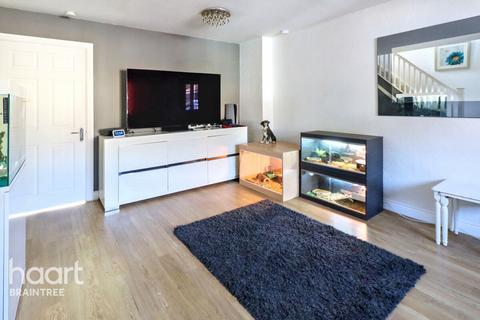 3 bedroom semi-detached house for sale, Samuel Courtauld Avenue, Braintree