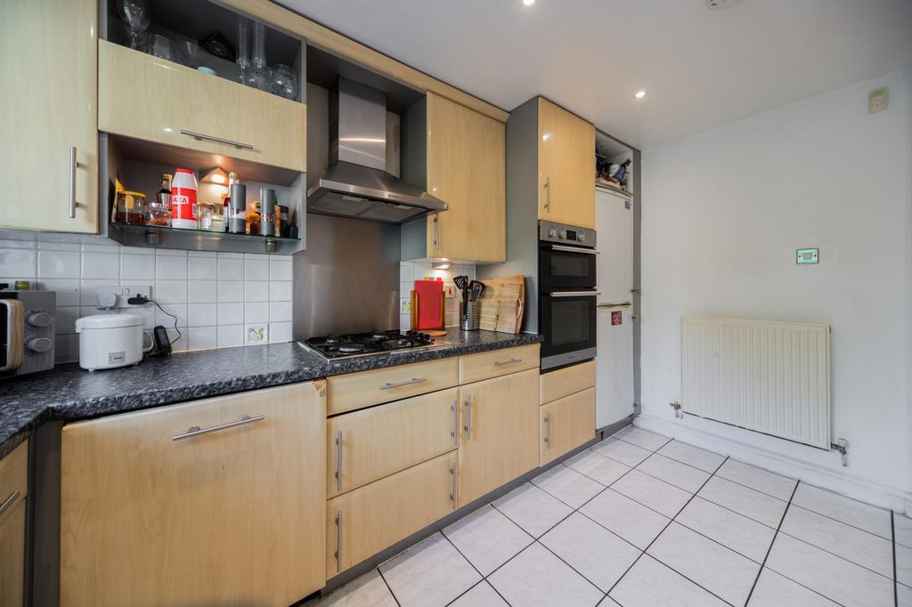 House in London - View 5