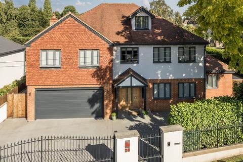 5 bedroom detached house for sale, Park Farm Road, Bromley
