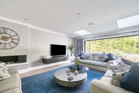 5 bedroom detached house for sale, Park Farm Road, Bromley