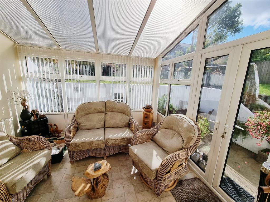 Conservatory internal.jpg