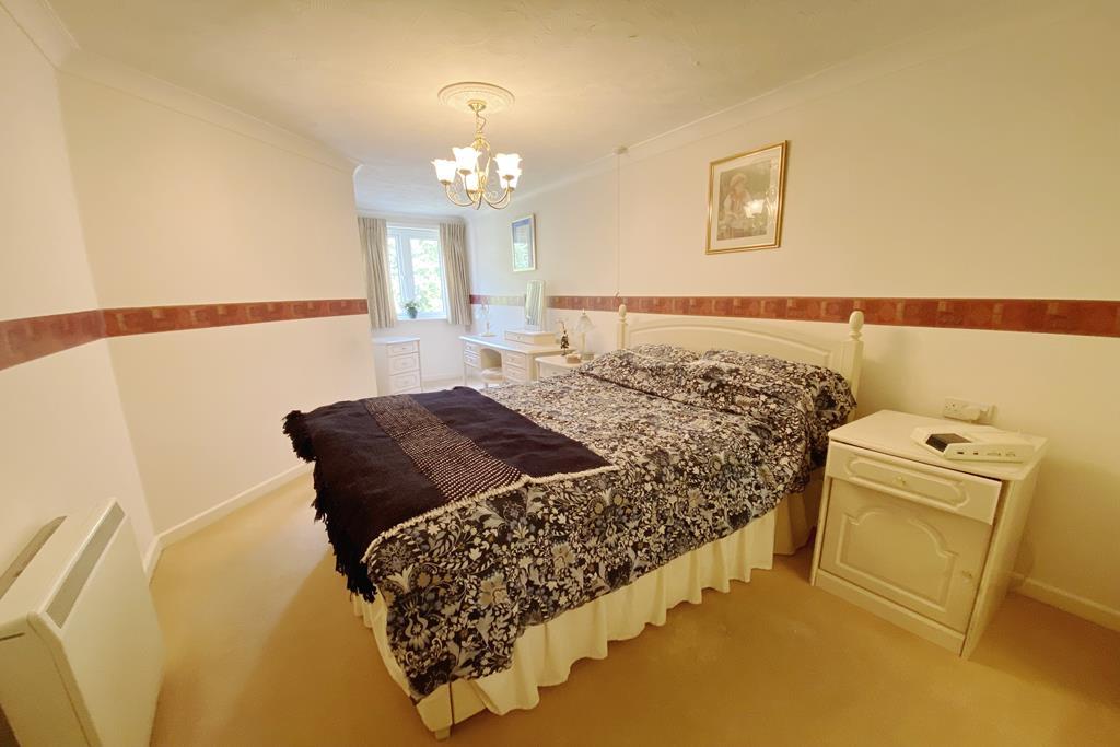Double Bedroom
