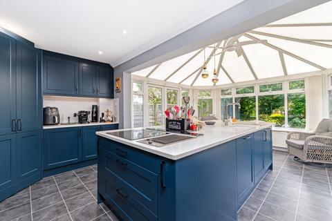 4 bedroom detached house for sale, Broadfield, High Roding CM6