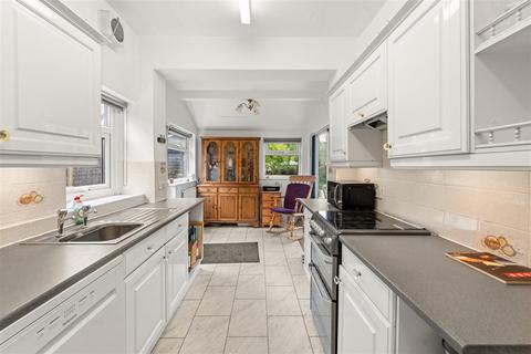 3 bedroom semi-detached house for sale, Brookside Road, Sale